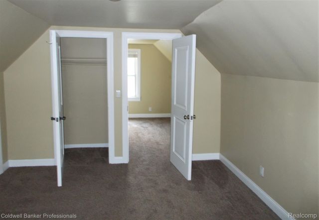 2205 E 10 MILE Road, Royal Oak, MI 48067