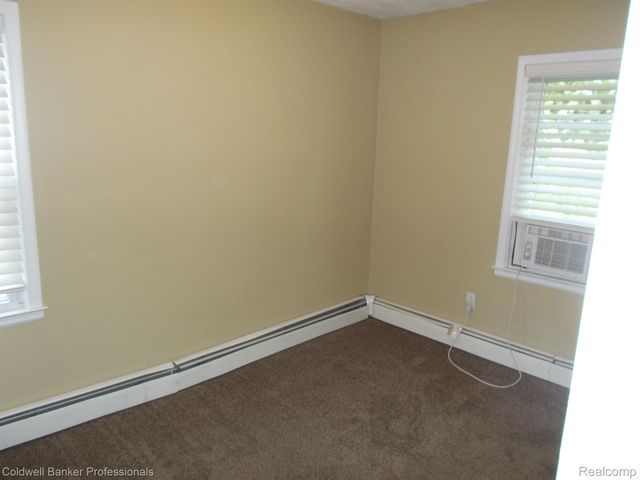 2205 E 10 MILE Road, Royal Oak, MI 48067