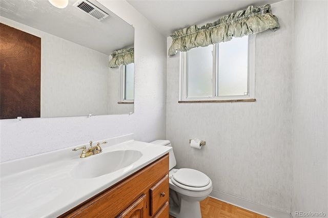 9547 W Kentucky Drive, Lakewood, CO 80226