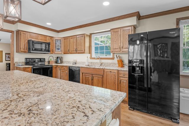 141 Bluegrass Pkwy, Lebanon, TN 37090