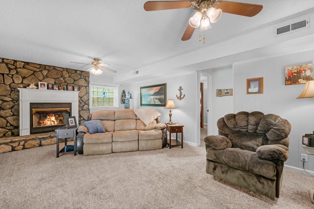 141 Bluegrass Pkwy, Lebanon, TN 37090