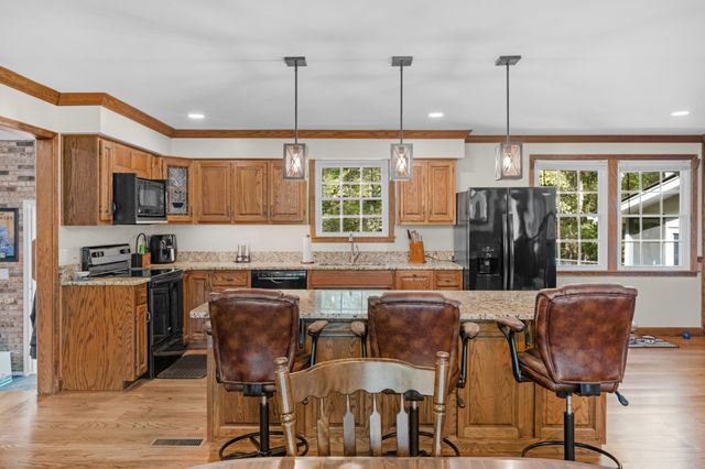 141 Bluegrass Pkwy, Lebanon, TN 37090