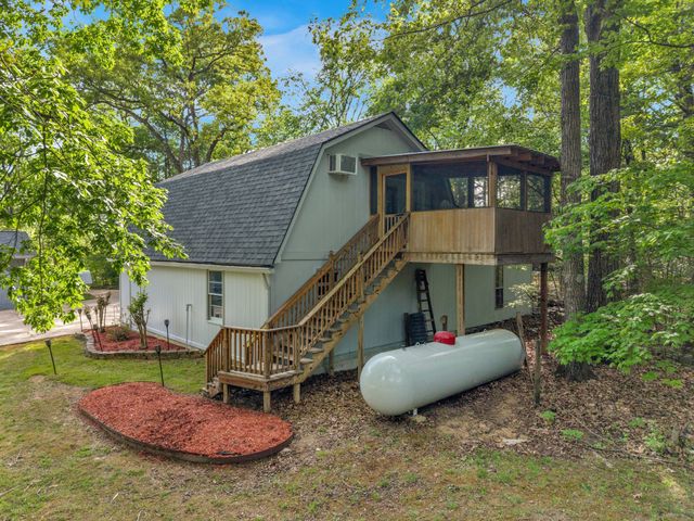 141 Bluegrass Pkwy, Lebanon, TN 37090