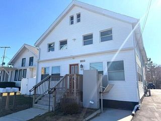 425 Broadway, Waukesha, WI 53186