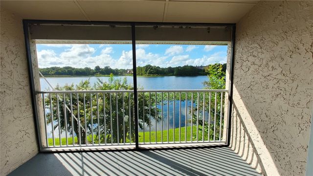 145 N PEARL LAKE CAUSEWAY 204, Altamonte Springs, FL 32714
