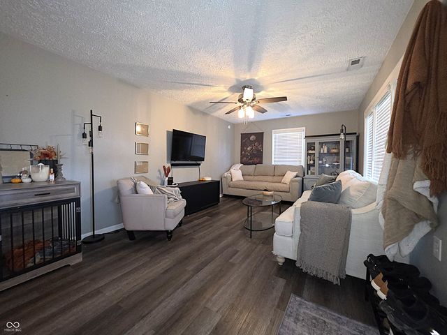 5755 E State Road 144, Mooresville, IN 46158