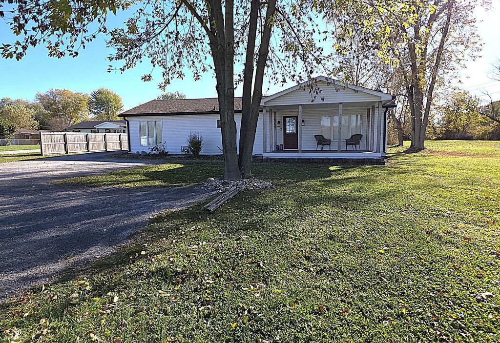 5755 E State Road 144, Mooresville, IN 46158