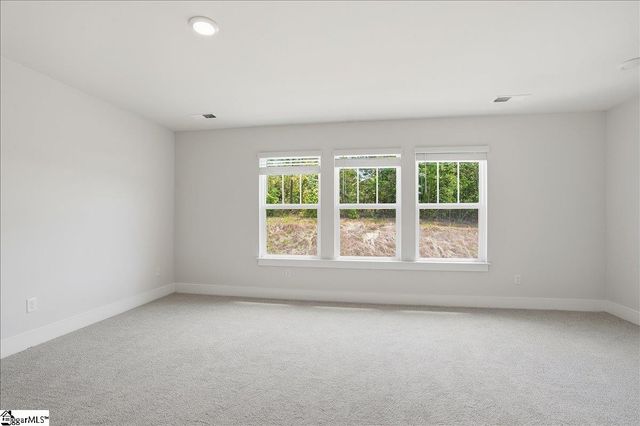 12 Shoemaker Road, Greenville, SC 29617