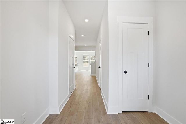 12 Shoemaker Road, Greenville, SC 29617