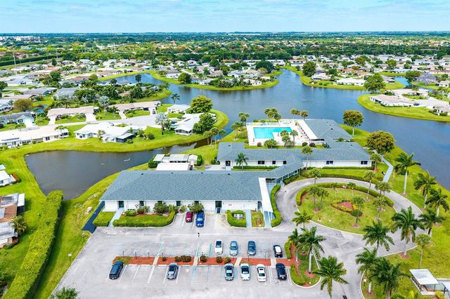6061 Stanley Lane, Delray Beach, FL 33484