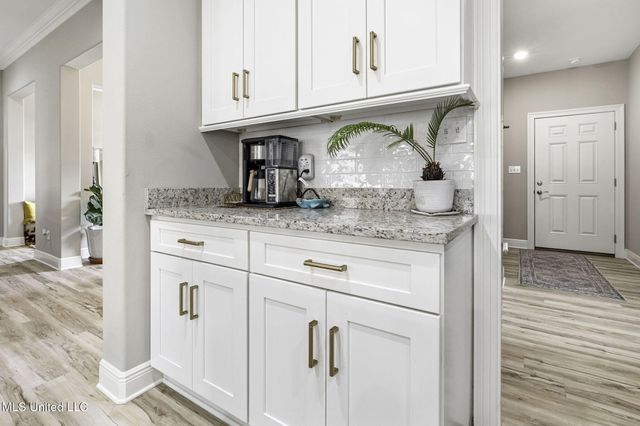 27 Forrest View Drive, Carriere, MS 39426