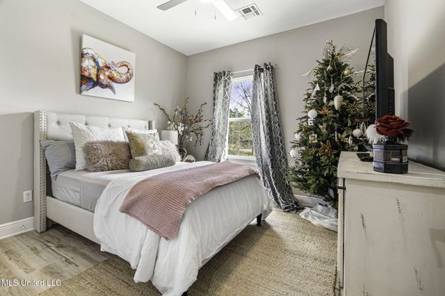 27 Forrest View Drive, Carriere, MS 39426