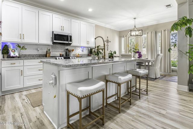 27 Forrest View Drive, Carriere, MS 39426