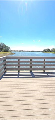 687 Grove DR, Naples, FL 34120