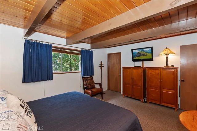 535 Pioneer Road, Lake Arrowhead, CA 92352