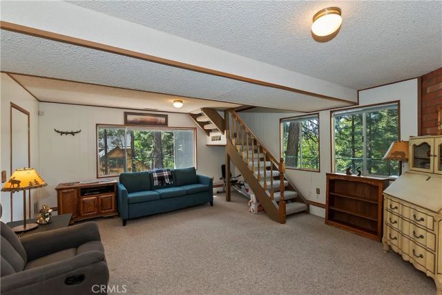 535 Pioneer Road, Lake Arrowhead, CA 92352
