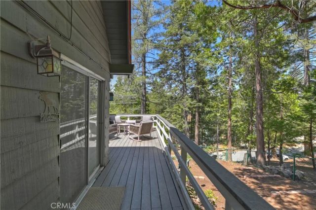 535 Pioneer Road, Lake Arrowhead, CA 92352