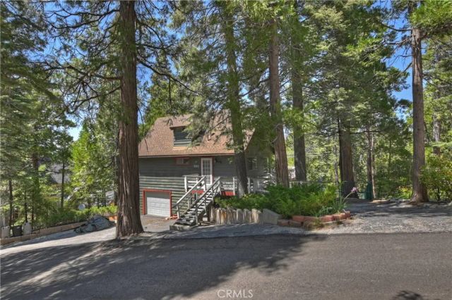 535 Pioneer Road, Lake Arrowhead, CA 92352