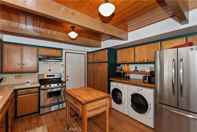 535 Pioneer Road, Lake Arrowhead, CA 92352