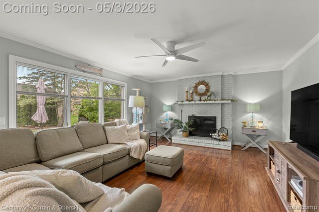 34254 Fonville Ct., Livonia, MI 48152