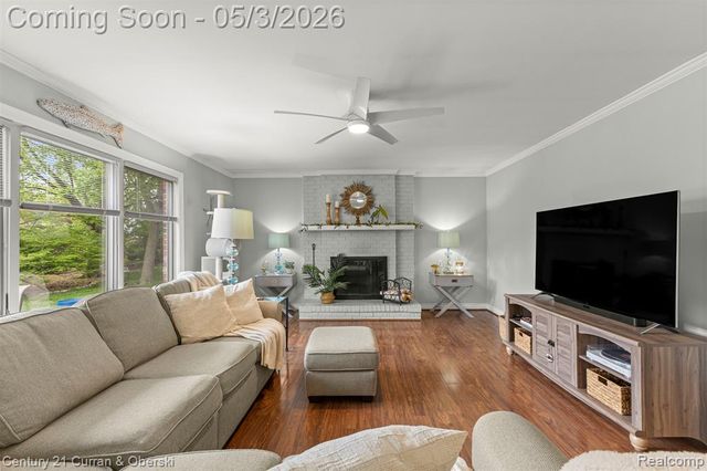 34254 Fonville Ct., Livonia, MI 48152