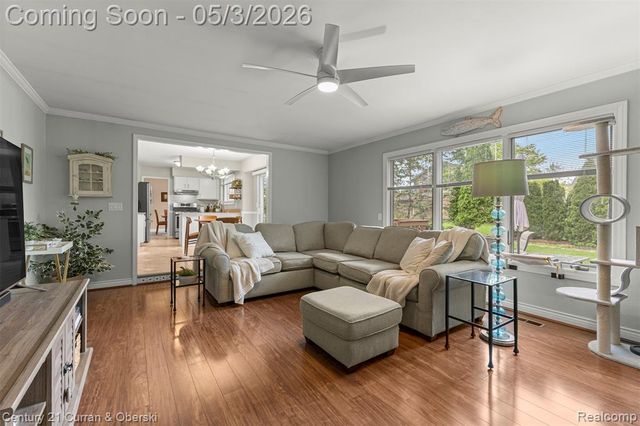 34254 Fonville Ct., Livonia, MI 48152