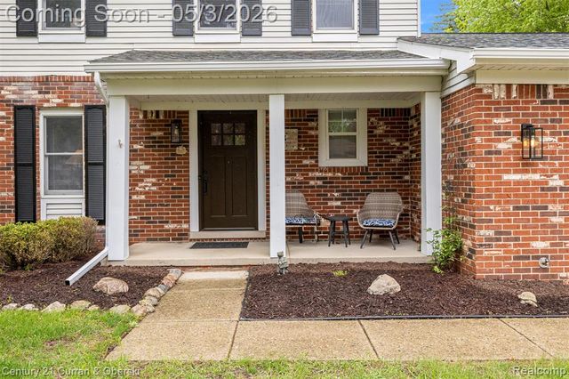 34254 Fonville Ct., Livonia, MI 48152