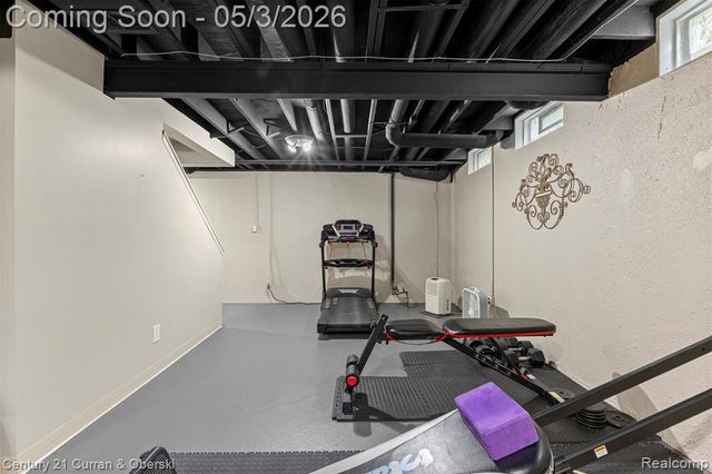 34254 Fonville Ct., Livonia, MI 48152