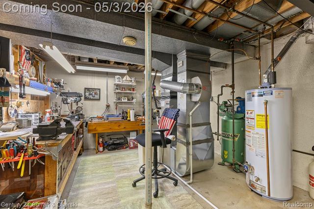 34254 Fonville Ct., Livonia, MI 48152