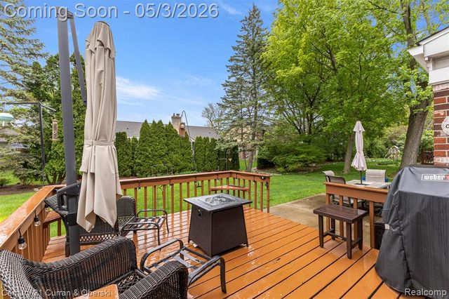 34254 Fonville Ct., Livonia, MI 48152