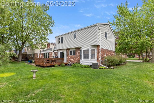 34254 Fonville Ct., Livonia, MI 48152