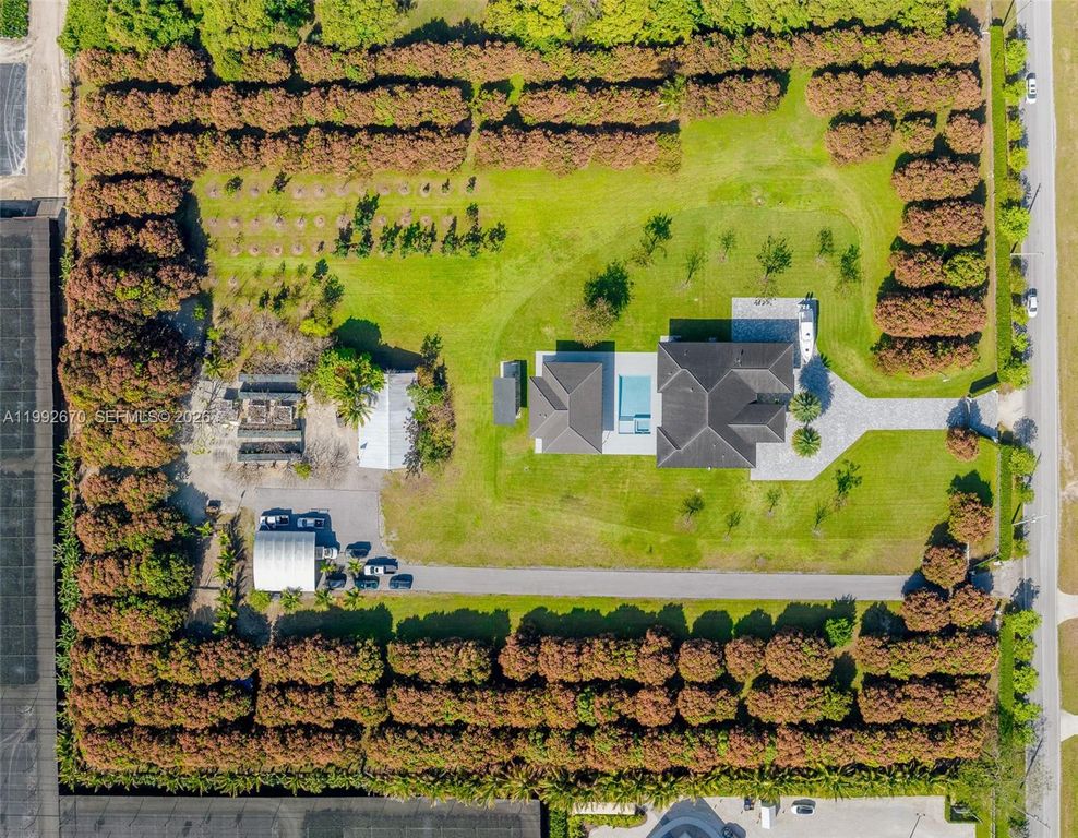 Image 1 of property listing at 17950 SW 192nd St, Miami, FL 33187