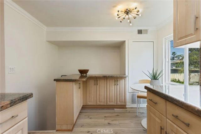 4216 Ethel Ave, Apt 5, Studio City, CA 91604