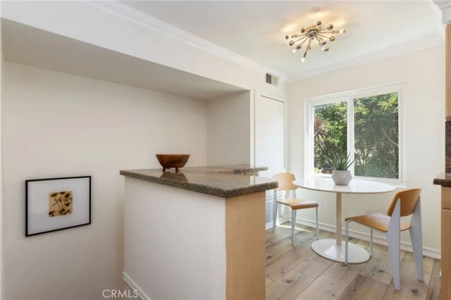 4216 Ethel Ave, Apt 5, Studio City, CA 91604
