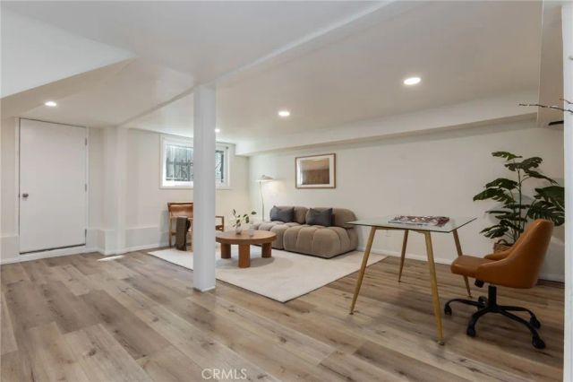 4216 Ethel Ave, Apt 5, Studio City, CA 91604