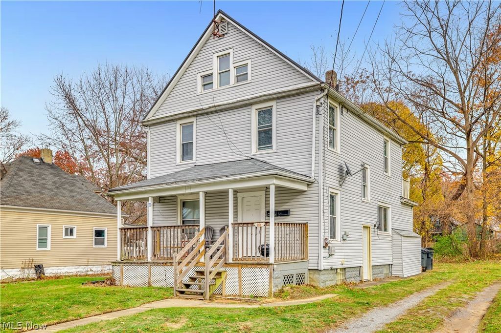 673 Sumner Street, Akron, OH 44311