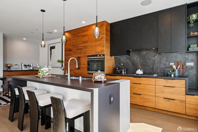 2829 25th Street 4, San Francisco, CA 94110