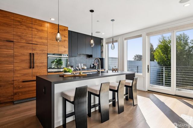 2829 25th Street 4, San Francisco, CA 94110