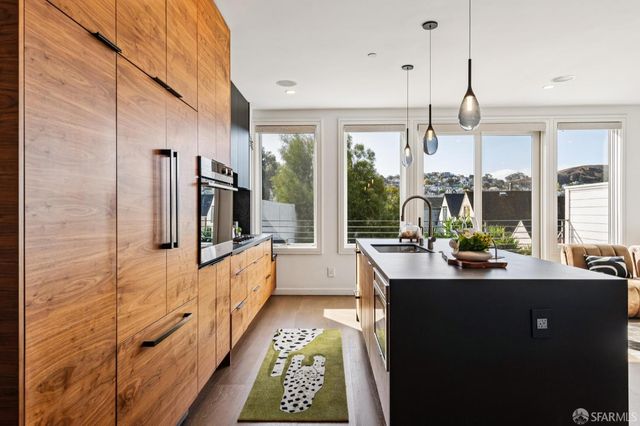 2829 25th Street 4, San Francisco, CA 94110