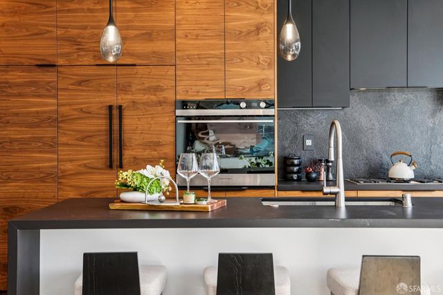 2829 25th Street 4, San Francisco, CA 94110
