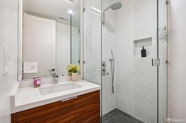 2829 25th Street 4, San Francisco, CA 94110