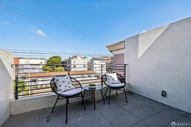 2829 25th Street 4, San Francisco, CA 94110