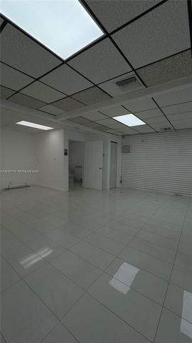 3960 W 16th Ave 204, Hialeah, FL 33012