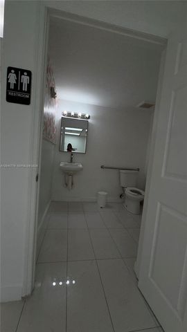 3960 W 16th Ave 204, Hialeah, FL 33012