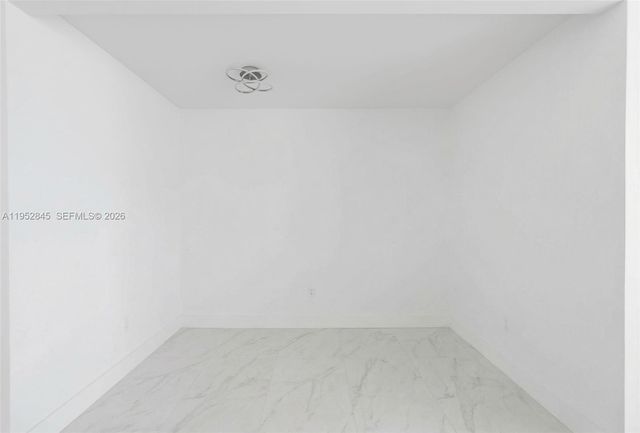 5005 Collins Ave 415, Miami Beach, FL 33140