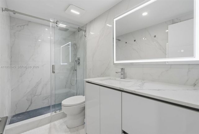 5005 Collins Ave 415, Miami Beach, FL 33140