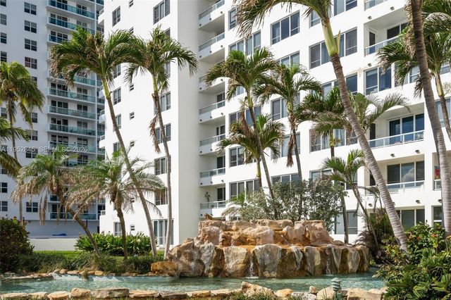 5005 Collins Ave 415, Miami Beach, FL 33140