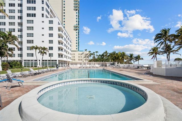 5005 Collins Ave 415, Miami Beach, FL 33140