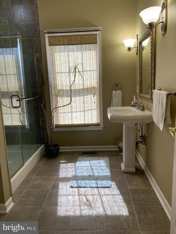 163 SHARON STATION, Robbinsville, NJ 08691