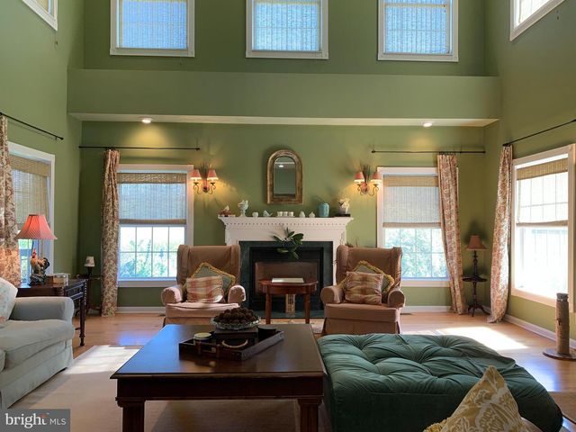 163 SHARON STATION, Robbinsville, NJ 08691